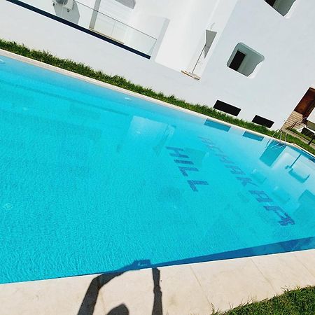 Appartement Avec Piscines, Vue Sur Mer Et Acces A La Plage A Achakar Hill, Tanger. Luaran gambar