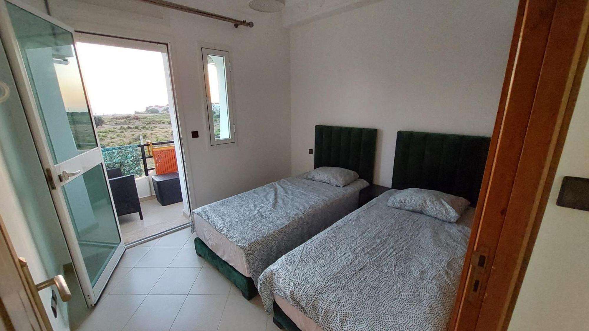 Appartement Avec Piscines, Vue Sur Mer Et Acces A La Plage A Achakar Hill, Tanger. Luaran gambar