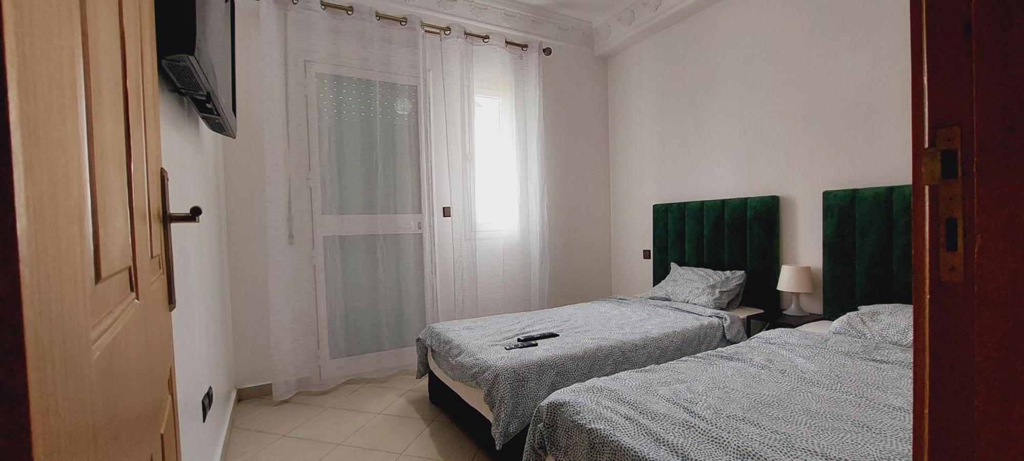 Appartement Avec Piscines, Vue Sur Mer Et Acces A La Plage A Achakar Hill, Tanger. Luaran gambar